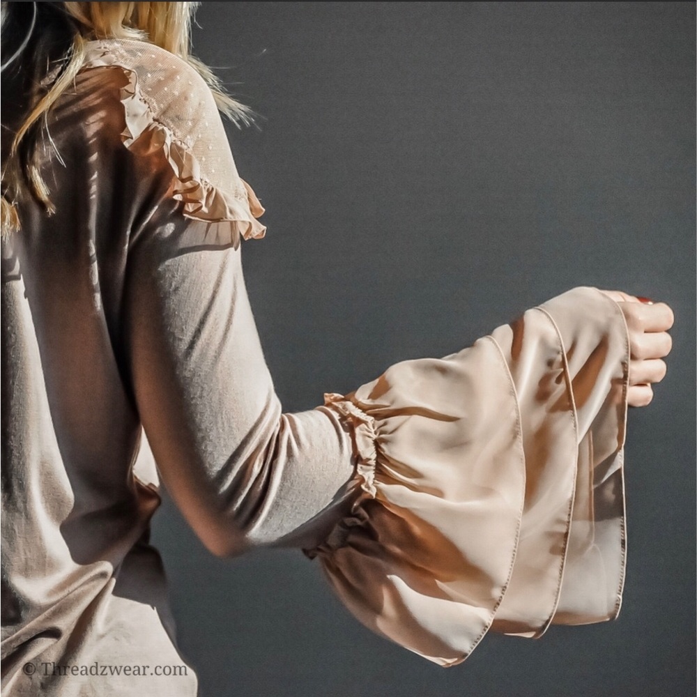 LAST ONE! Beautiful Ruffle Sleeve Top - Picture 4 of 9